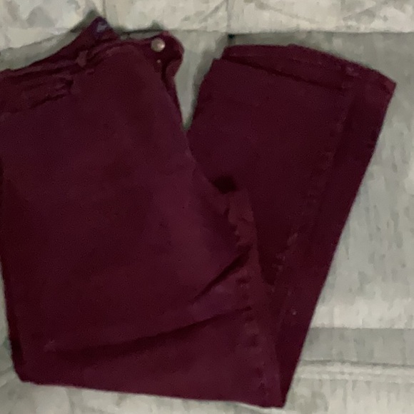 Color: Maroon



2 - Picture 5 of 5